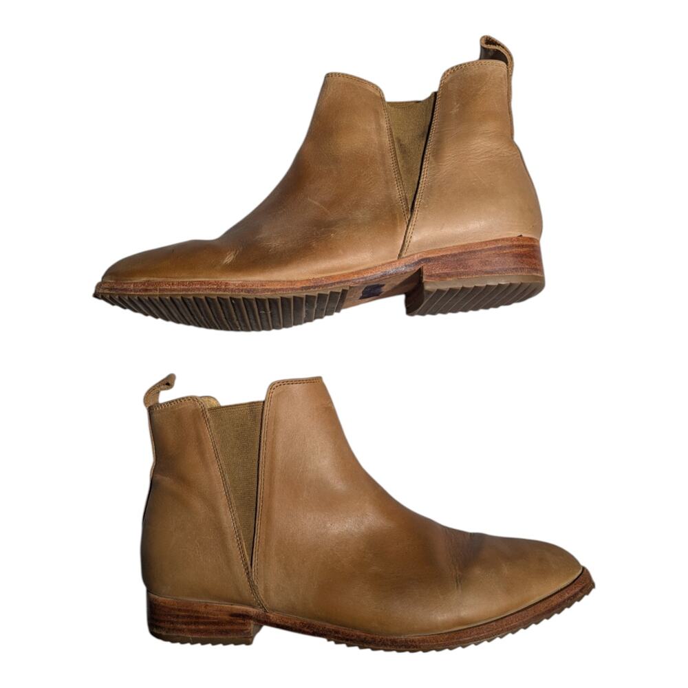 Nisolo Almond Beige Leather Pointed Toe Eva Everyday Chelsea Ankle Boots 9.5